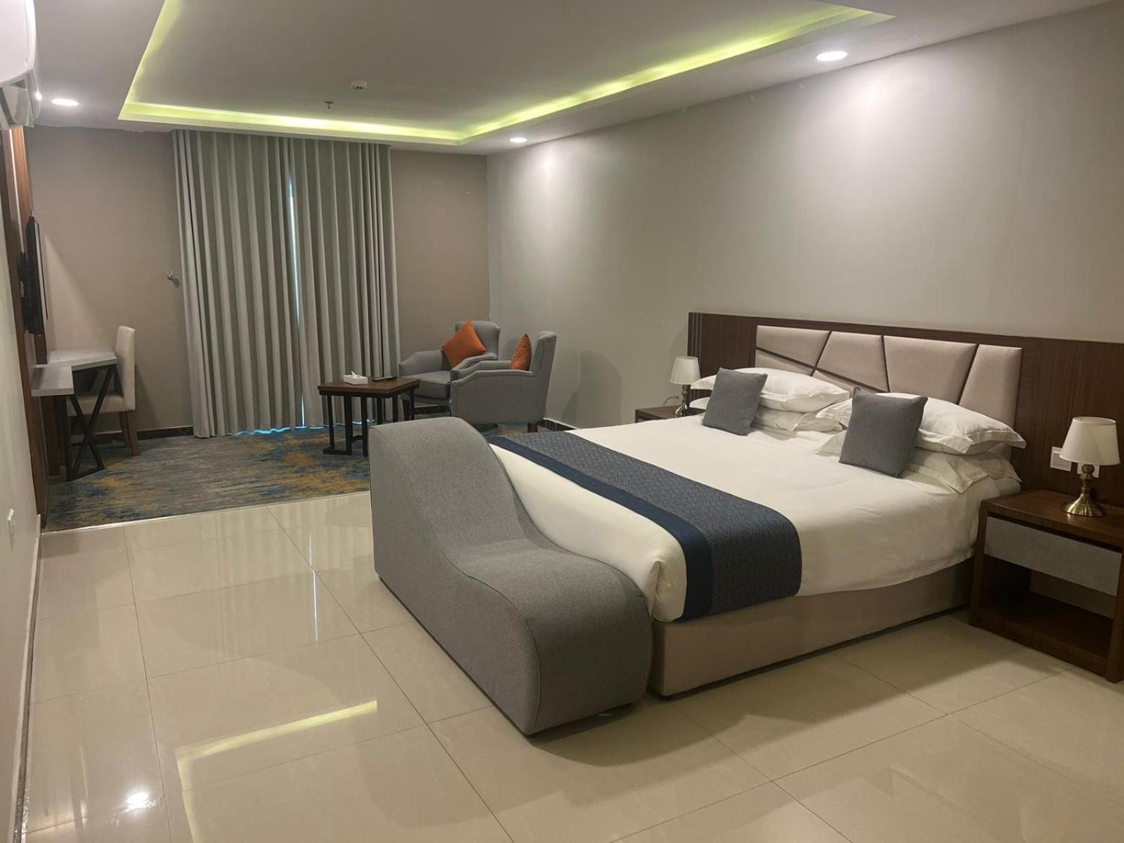 Remaz Suites Hotel Al Al Jubail Exteriér fotografie