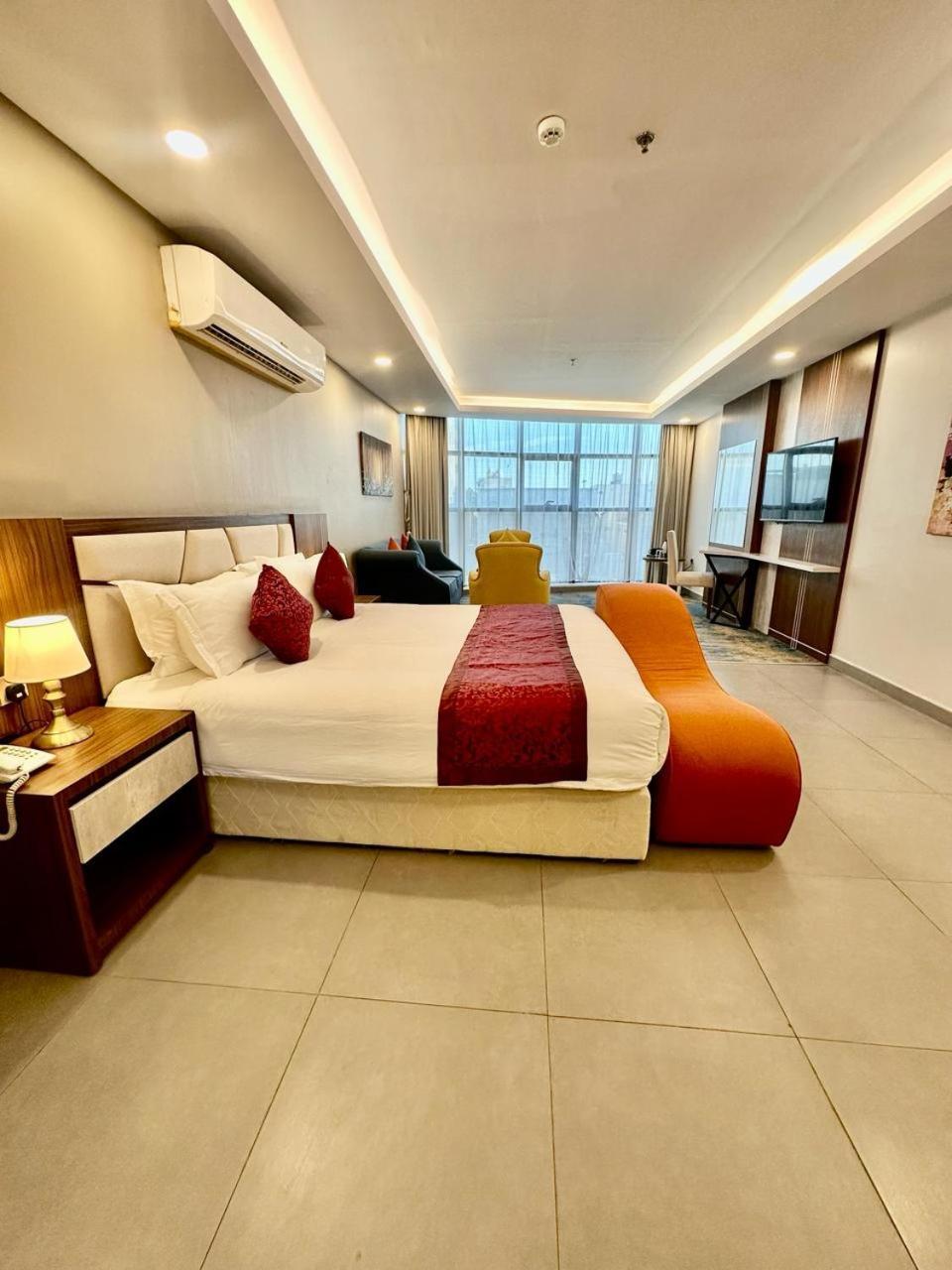 Remaz Suites Hotel Al Al Jubail Exteriér fotografie